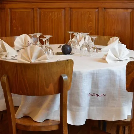 Du Saumon Hotel