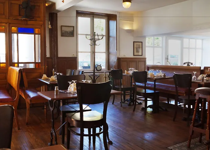 Du Saumon Hotel Buzancy (Ardennes)