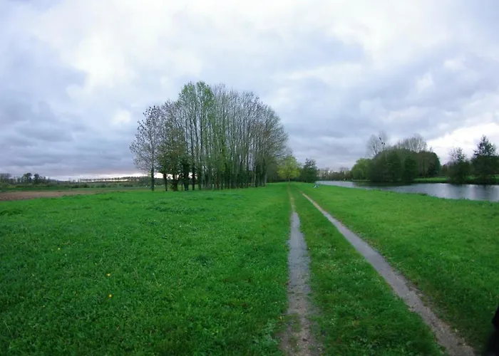 Du Saumon Hotel Buzancy (Ardennes)